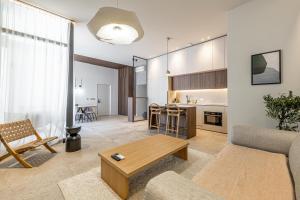 Η κουζίνα ή μικρή κουζίνα στο Florella Marceau Apartment