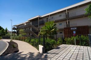 Budynek, w którym mieści się apartament