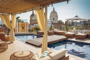 Bazén v ubytování Sophia Hotel nebo v jeho okolí
