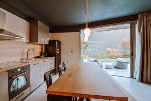 Φωτογραφία από το άλμπουμ του Luxury Villas Theros with private pools στα Σύβοτα