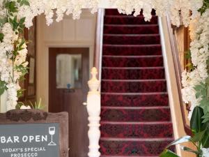 Imagen de la galería de Timbertop Suites - Adults Only, en Weston-super-Mare 29 fotos más