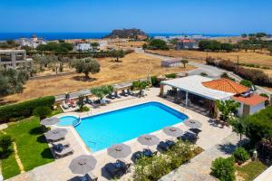 Bazén v ubytování Celestial Lindos Suites nebo v jeho okolí