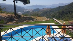 En generel udsigt til bjerge eller udsigt til bjerge taget fra villaen + 21 billeder