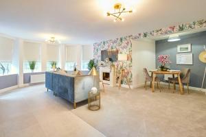 Ruang duduk di Host & Stay - Apartment 1, Dane Court