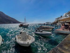 Imagen de la galería de The Blue House, en Loutro