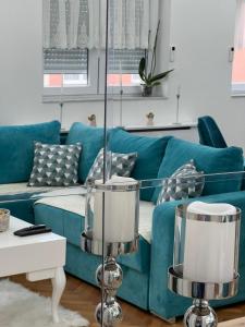 Posezení v ubytování Apartman Milos, privatan parking