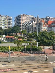 Een algemene foto van Blankenberge of een uitzicht op de stad vanuit het appartement