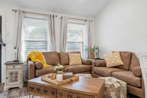 Afbeelding uit fotogalerij van JK'S Bungalow in Waco in Waco