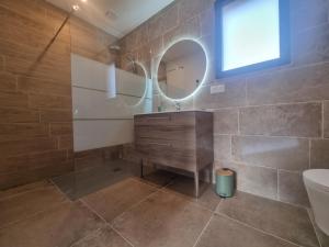 Ένα μπάνιο στο Casa Solana - Piscine privée