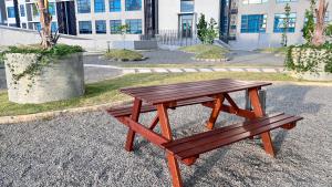 哥打京那巴鲁JQ 合一民宿3 Unity Homestay 3 NEW 5pax Netflix Cinema的相册照片