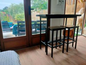 Χώρος καθιστικού στο Chalet vacances avec jardin près d'Arcachon 2 personnes +6 φωτογραφίες