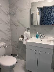 Kopalnica v nastanitvi Bray Head B&B