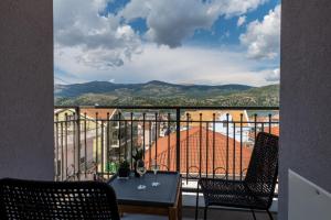Výhľad na hory alebo výhľad na hory priamo z apartmánu