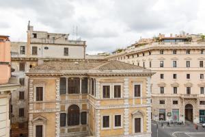 Imagen de la galería de Habitat's Navona 4BR Apartment, en Roma