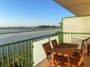 Balkón nebo terasa v ubytování Delta de l'Ebre, Apartment in Eucaliptus