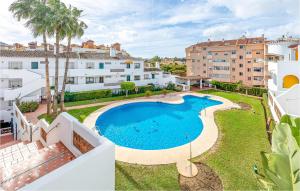 Bazén v ubytování 1 Bedroom Nice Apartment In Benalmádena nebo v jeho okolí