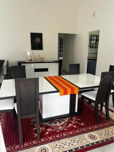 TV a/nebo společenská místnost v ubytování Appartement Jayden