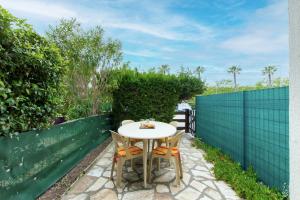 Zahrada ubytování Le Cosmos avec Terrasse et Proche Plage et Commerces