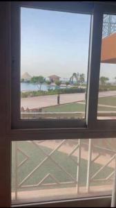 Fotografie z fotogalerie ubytování شاليه أرضي غرفتين مع حديقة ووتر فرونت بورتو السخنة v destinaci Ain Soukhna + 5 fotografií