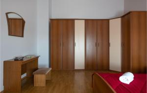 Postel nebo postele na pokoji v ubytování Holiday Home Grandici Iv
