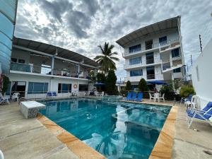 Πισίνα στο ή κοντά στο Tropical Resort Tocaima