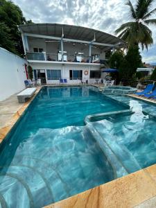 Πισίνα στο ή κοντά στο Tropical Resort Tocaima
