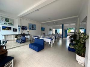 Μια τηλεόραση ή/και κέντρο ψυχαγωγίας στο Tropical Resort Tocaima