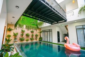 Bazén v ubytování Beach Palm Villa Hoi An nebo v jeho okolí