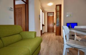A seating area at Casa Caterina - Riva di Solto - Iseo Lake