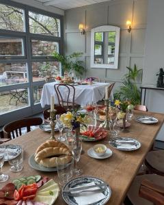 Afbeelding uit fotogalerij van Kővirág Panzió in Köveskál