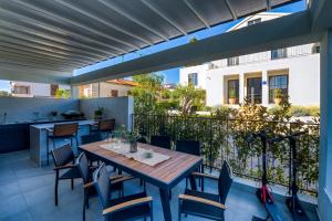 Un balcon sau o terasă la Villa Felicità, Biograd na Moru, Zadar
