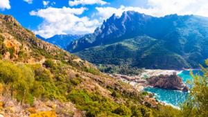 Paesaggio naturale nelle vicinanze dell'aparthotel
