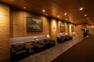 Posezení v ubytování Toyo Hotel + 37 fotografií