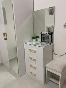 Η κουζίνα ή μικρή κουζίνα στο جناح الراحة Medina- comfort suite