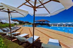 Bazén v ubytování Sozopolis Holiday Village nebo v jeho okolí
