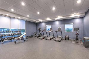 Fitness centrum a/nebo fitness zařízení v ubytování Home2 Suites By Hilton Huntsville, Tx