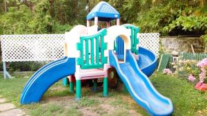 Gallery image of Pineapple Court Hotel in Ocho Rios