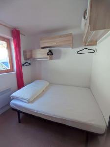 Postel nebo postele na pokoji v ubytování Appartement Portes du Soleil à Le Biot avec ménage et WIFI inclus
