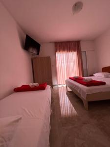 Gallery image of Rooms with shared kitchen "Milica" in Drvenik