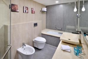 Koupelna v ubytování Four Points By Sheraton Riyadh Khaldia