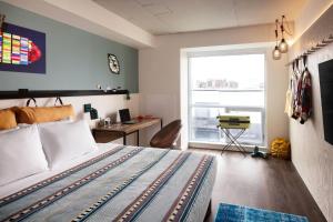 Posezení v ubytování Moxy Halifax Downtown