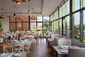 Protea Hotel by Marriott Luanda餐厅或其他用餐的地方