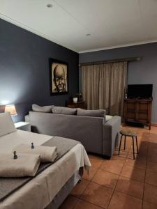 Μια τηλεόραση ή/και κέντρο ψυχαγωγίας στο Studio in Lynnwood garden estate