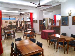 Um restaurante ou outro lugar para comer em Grand Hotel Balbi