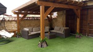 Część wypoczynkowa w obiekcie CASA RURAL PALACIO LOS LABREQUINES