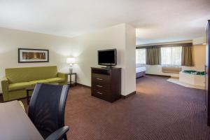 Gallery image of AmericInn by Wyndham Rhinelander in Rhinelander