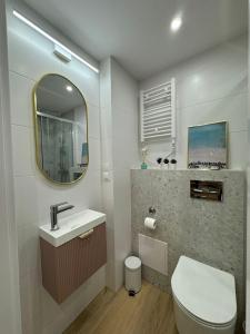 Ένα μπάνιο στο Świętojańska 49