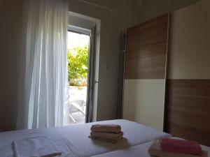Łóżko lub łóżka w pokoju w obiekcie Ferienhaus Magdalena