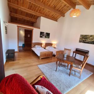 Postel nebo postele na pokoji v ubytování Lodge LES JARDINS D'ESPALADOUS