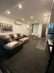 Modern Quiet 1 & 2 Bed Apt Opposite Albert Park 휴식 공간